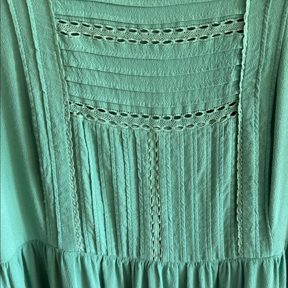 Ann Taylor Emerald Green Textured BOHO lined Shift Dress SZ 4 P - Picture 3 of 8